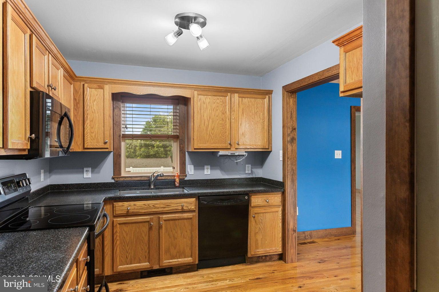 34 Walnut Rdg Estate Middleburg, PA 17842 - Photo 6 of 19 Gallery Image 6