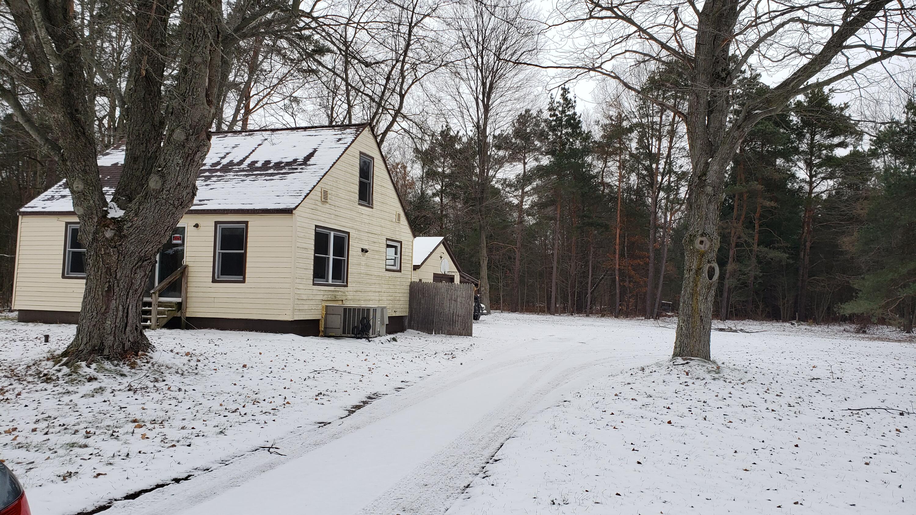 4444 East Sternberg Road Fruitport, MI 49415 - Photo 2 of 18 20211207_160338