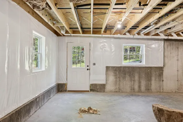 $895,000 | 2 Woods Run, York, ME 03909