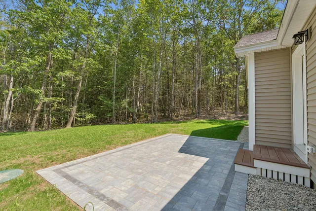 $895,000 | 2 Woods Run, York, ME 03909