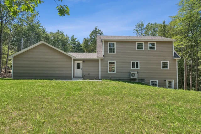 $895,000 | 2 Woods Run, York, ME 03909