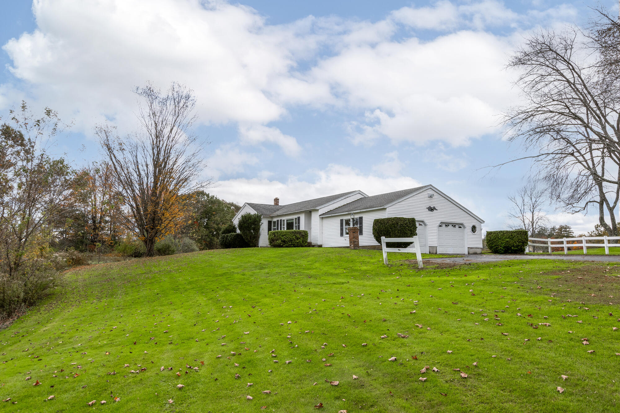 42 Louden Road Saco, ME 04072 - Photo 6 of 35 42 Louden Rd_W5_024