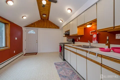 $450,000 | 205 Main Street, Spotswood, NJ 08884