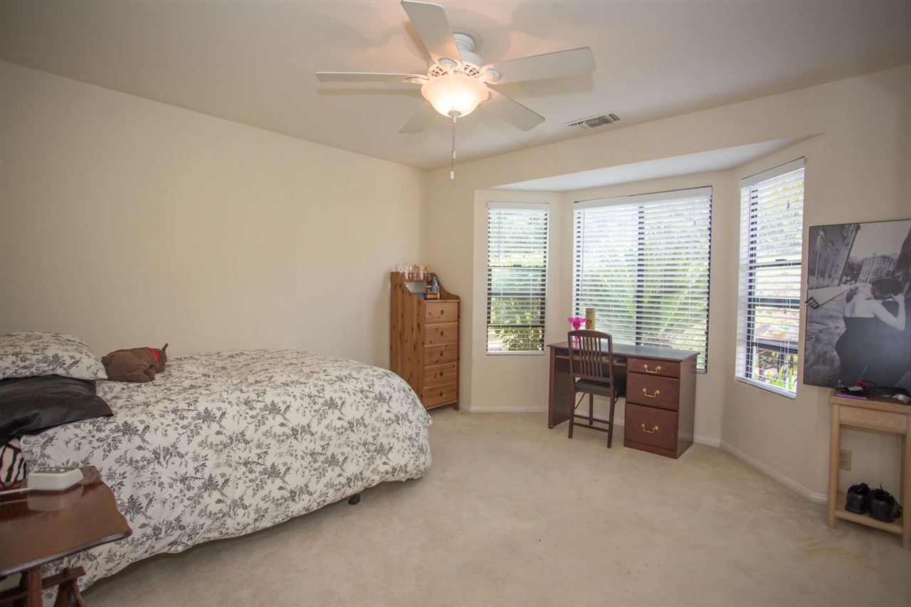 421 Futurity Lane Fallbrook, CA 92028 - Photo 16 of 25 Gallery Image 16