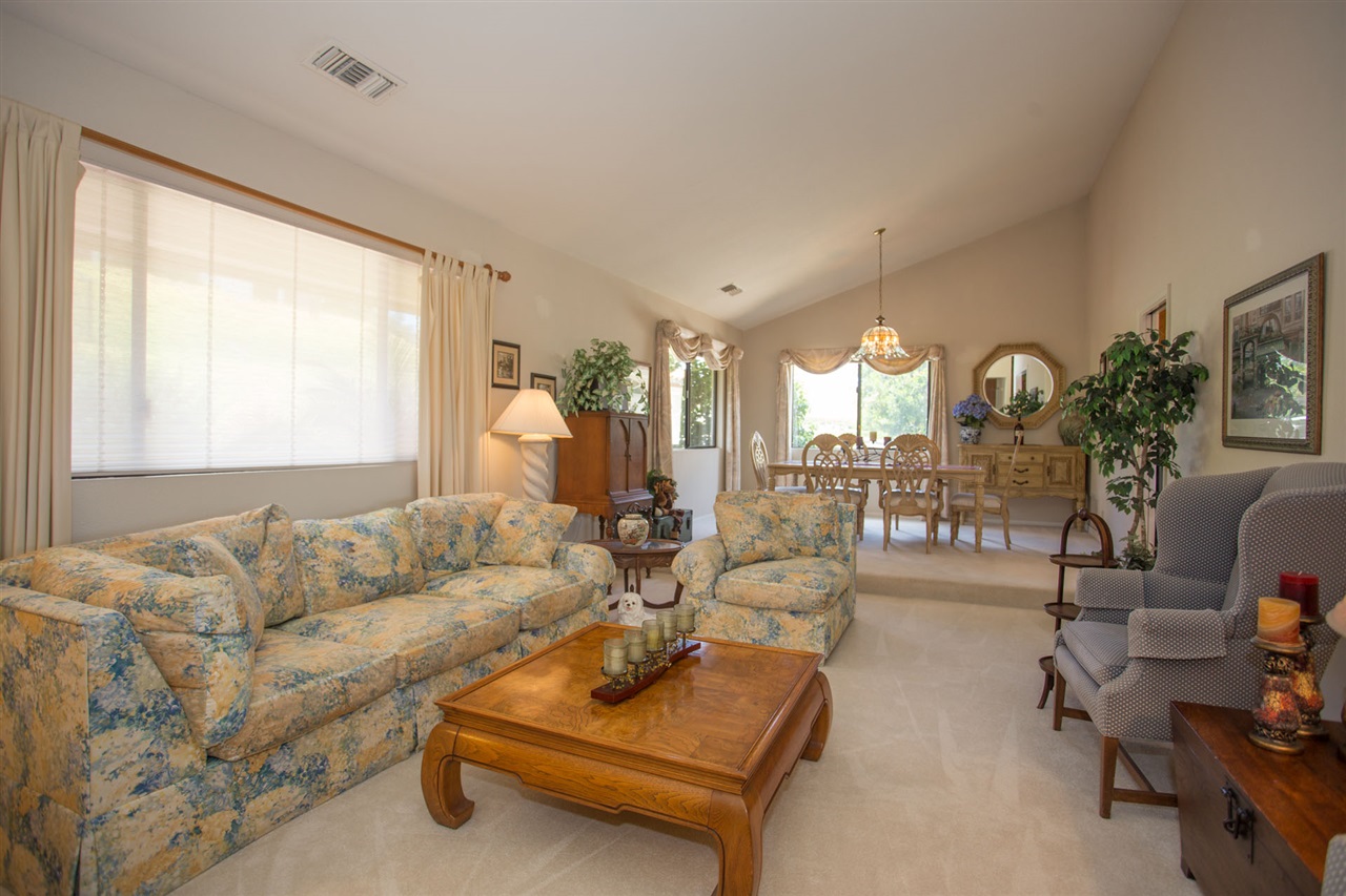 421 Futurity Lane Fallbrook, CA 92028 - Photo 6 of 25 Gallery Image 6