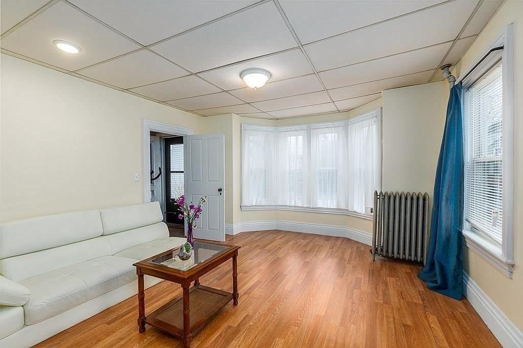 374 Main Street Clinton, MA 01510 - Photo 5 of 24 Gallery Image 5