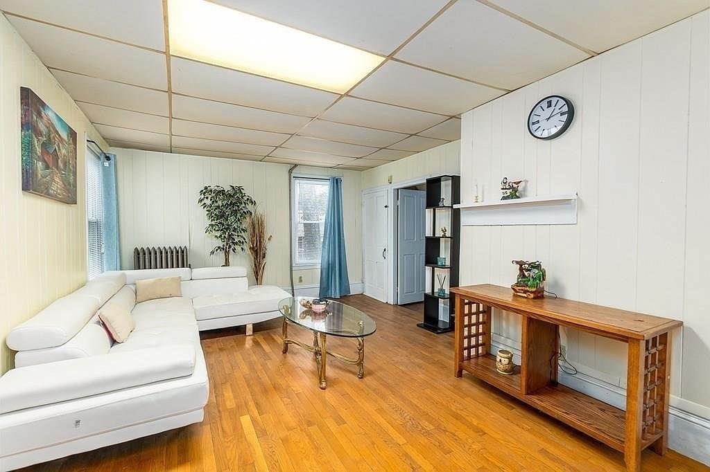 374 Main Street Clinton, MA 01510 - Photo 7 of 24 Gallery Image 7