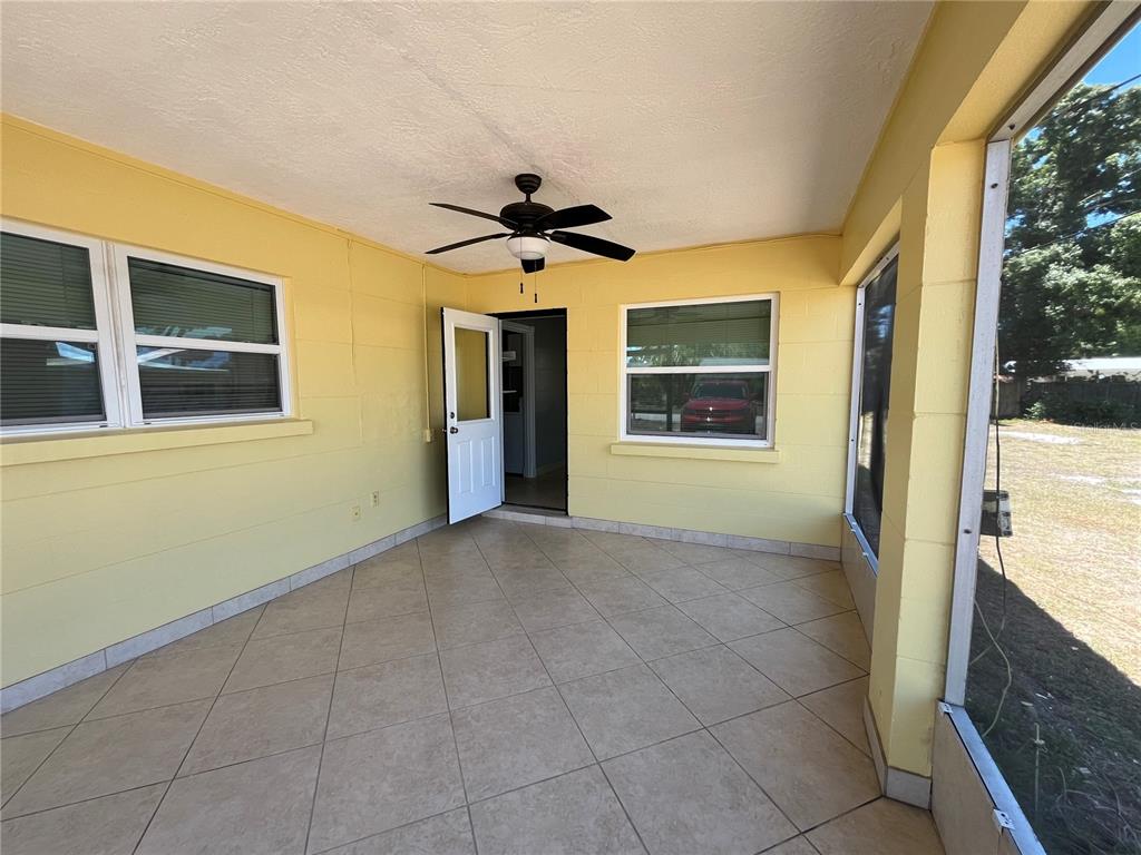 2154 Inner Cass Circle Sarasota, FL 34231 - Photo 24 of 28