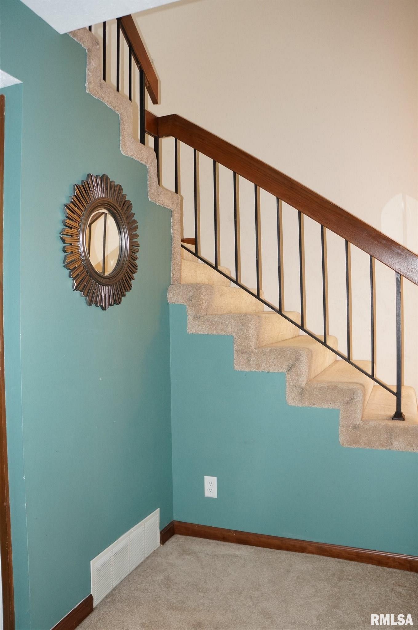 84 Country Place Springfield, IL 62703 - Photo 27 of 40