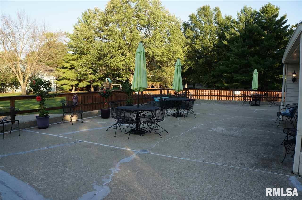 84 Country Place Springfield, IL 62703 - Photo 39 of 40