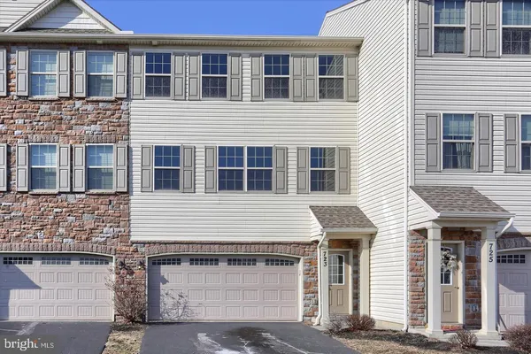$2,395 | 723 Jonathan Court, Mechanicsburg, PA 17055