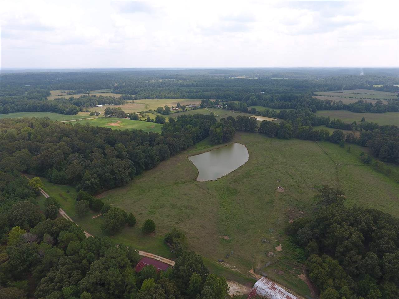 1360 Maxwell Road Bolivar, TN 38008 - Photo 14 of 25 Gallery Image 14