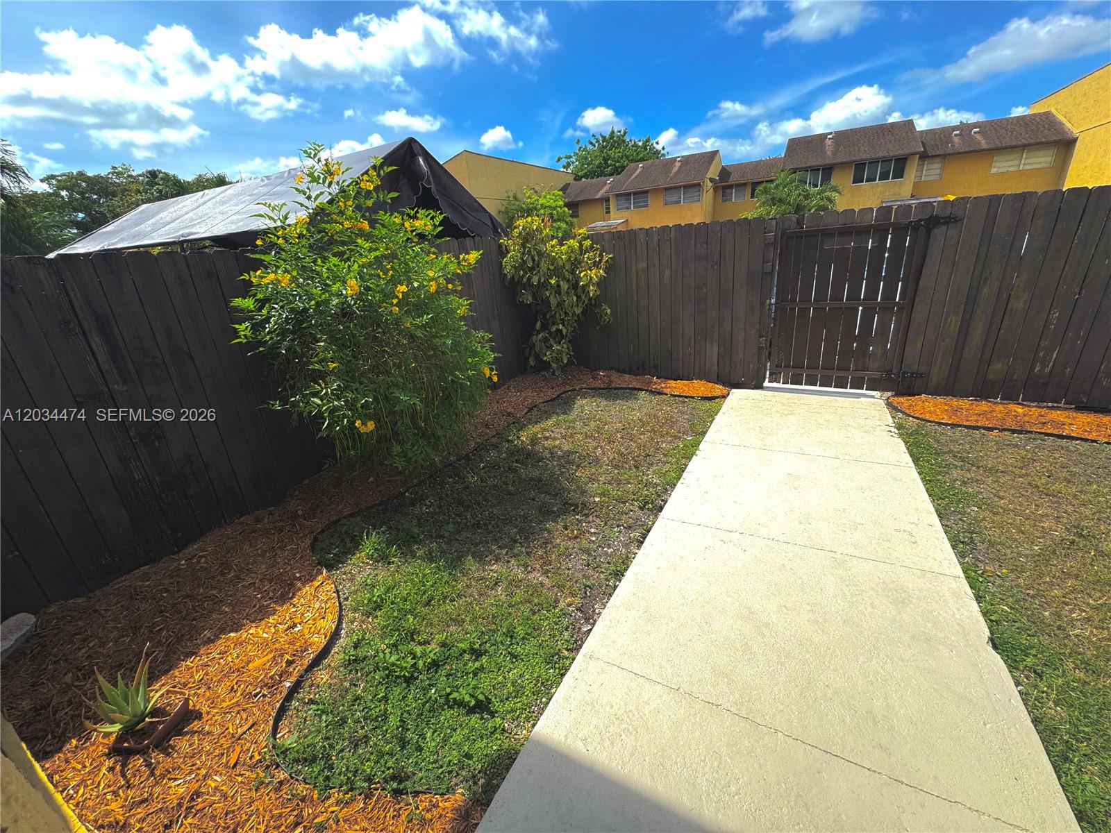 15460 Southwest 82nd Lane, Unit 404 Miami, FL 33193 - Photo 26 of 32
