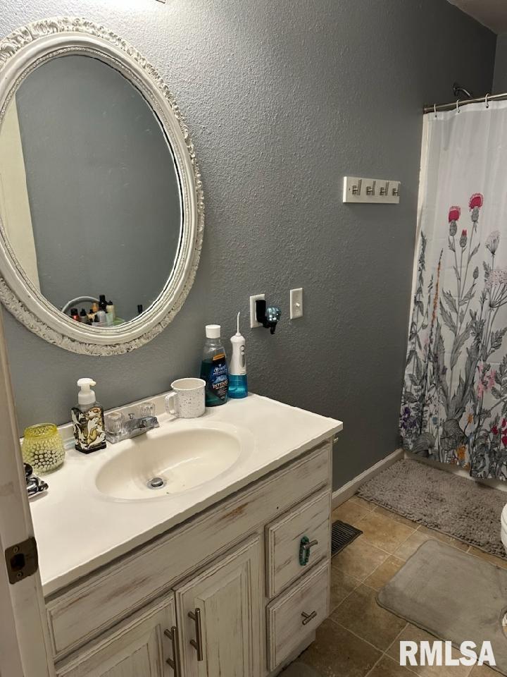 13995 North Manito Road Manito, IL 61546 - Photo 9 of 14 Gallery Image 9