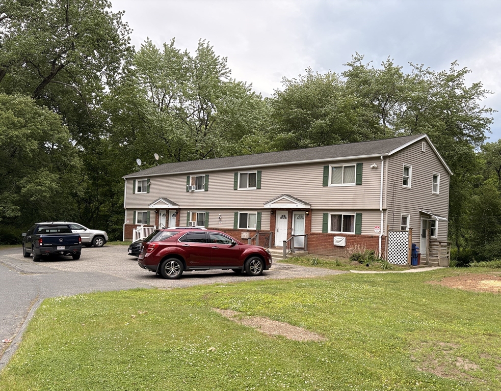 49 Riverton Road, Unit 49 Springfield, MA 01109 - Photo 1 of 25