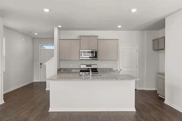 $285,515 | 906 Captains Court, Beech Island, SC 29842
