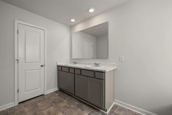 $285,515 | 906 Captains Court, Beech Island, SC 29842