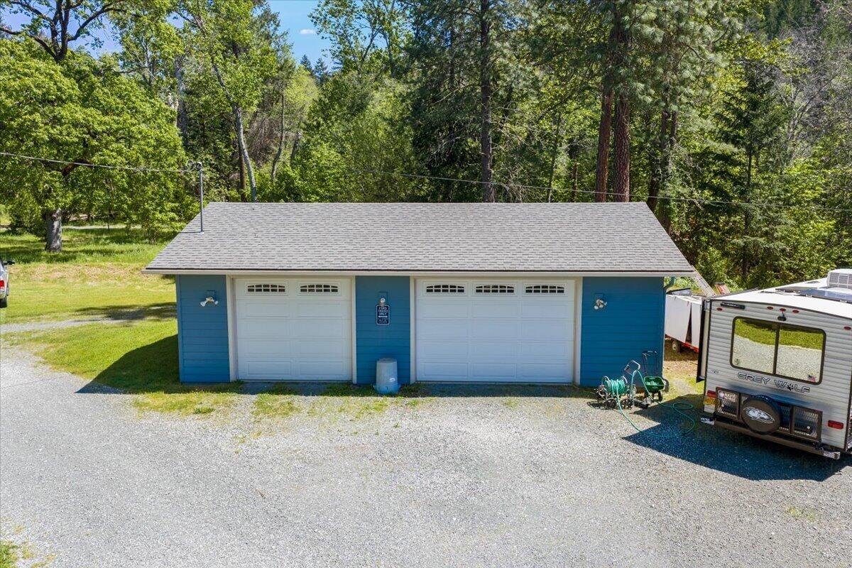 4829 Jumpoff Joe Creek Road Grants Pass, OR 97526 - Photo 34 of 39