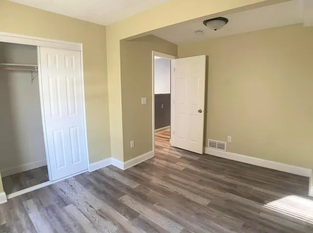 $279,900 | 722 North Newton Avenue, Minneapolis, MN 55411