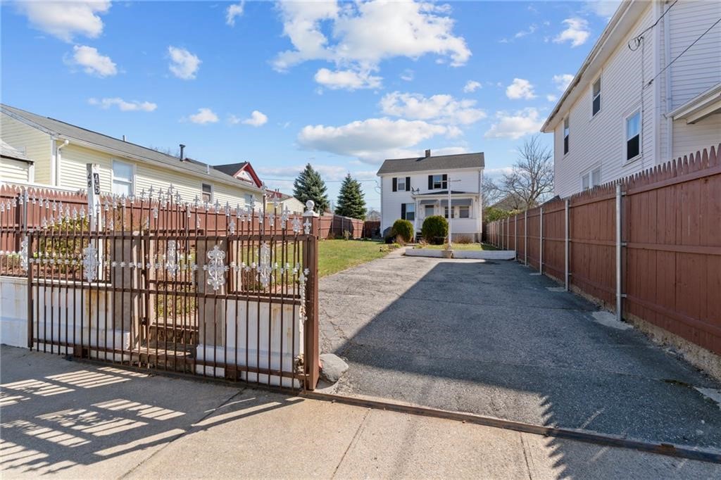 45 Lucy Street Providence, RI 02909 - Photo 11 of 12