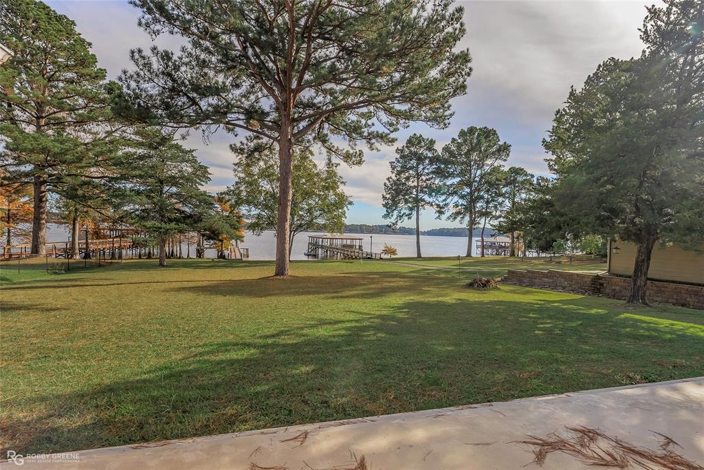 90 La Bella Court Many, LA 71449 - Photo 29 of 38 a view of a park with large trees