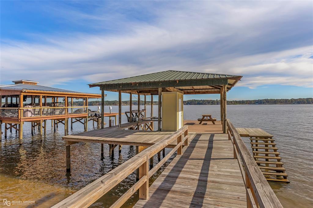 90 La Bella Court Many, LA 71449 - Photo 31 of 38 a view of a balcony with wooden floor and city view