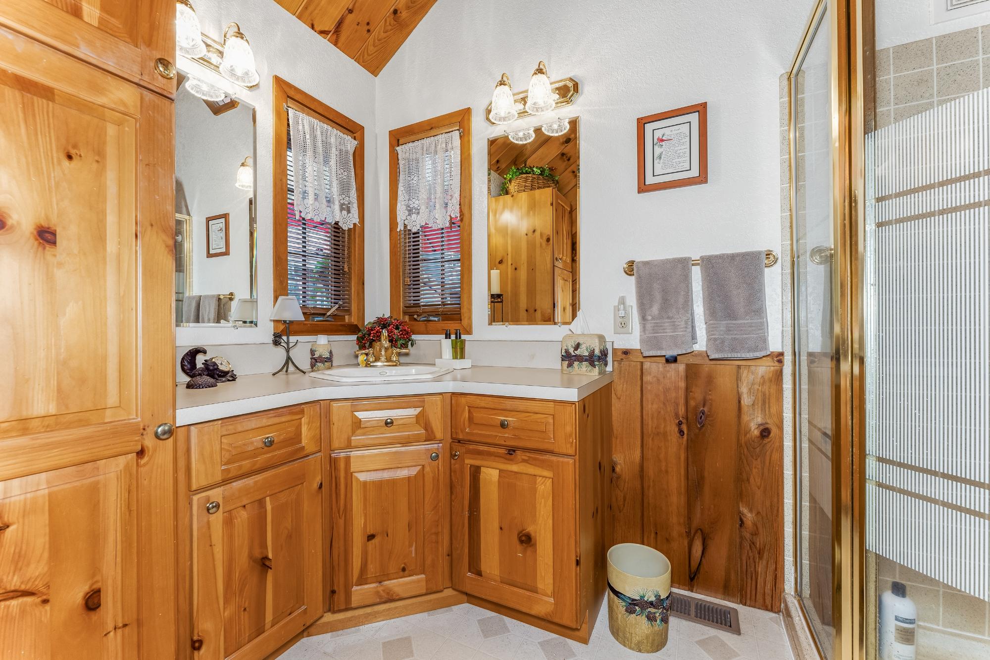 3775 Hibanks Road, Unit 2 Conover, WI 54519 - Photo 23 of 37 Gallery Image 23