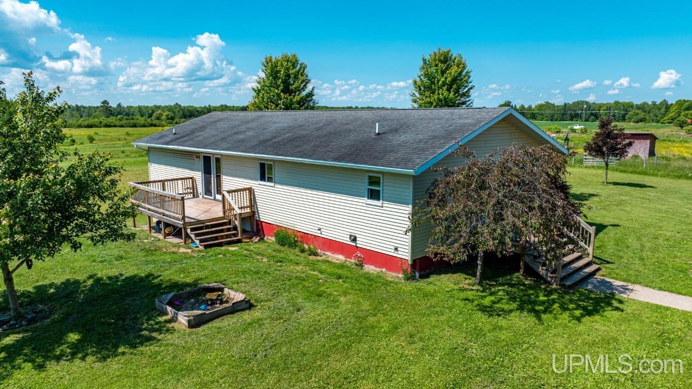 16995 Grist Mill Road Baraga, MI 49908 - Photo 6 of 58