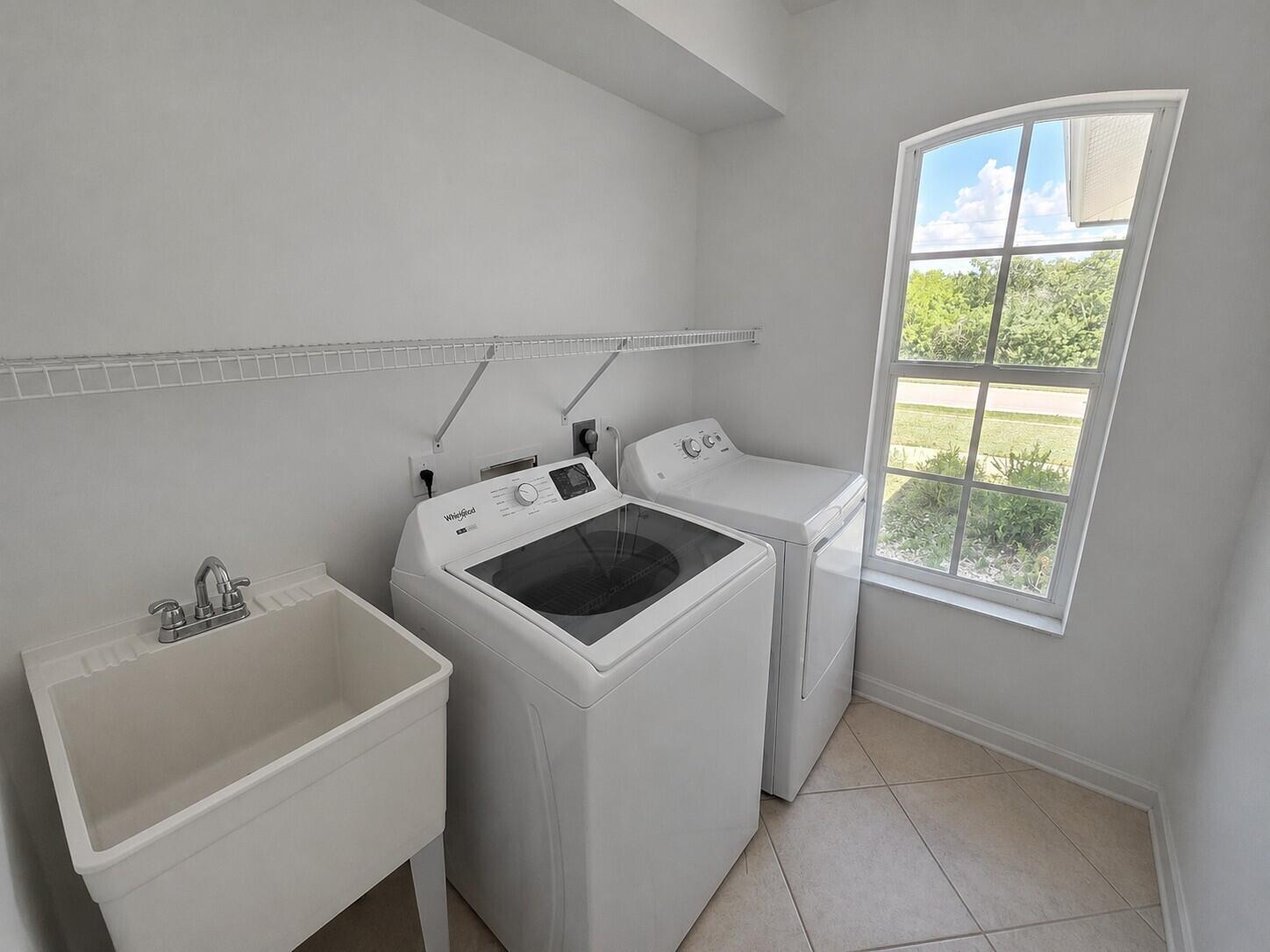 2049 San Marco Road Marco Island, FL 34145 - Photo 66 of 71 Laundry Room with AI Editing