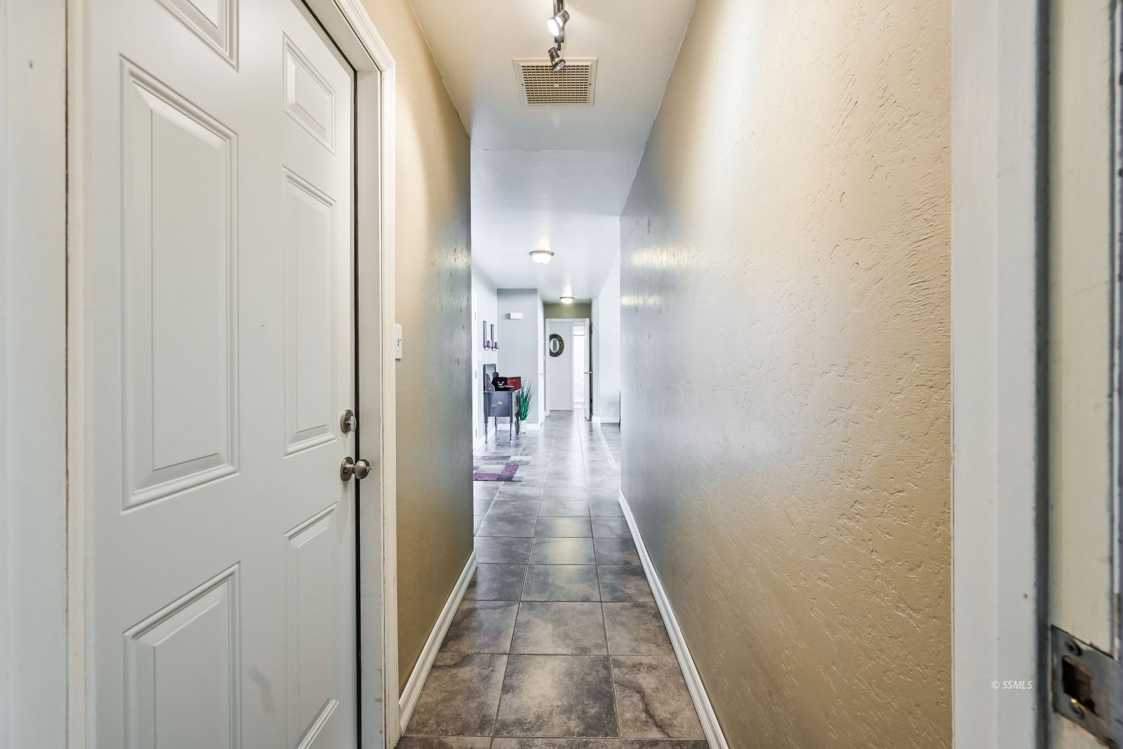 601 West Howell Avenue Ridgecrest, CA 93555 - Photo 31 of 40