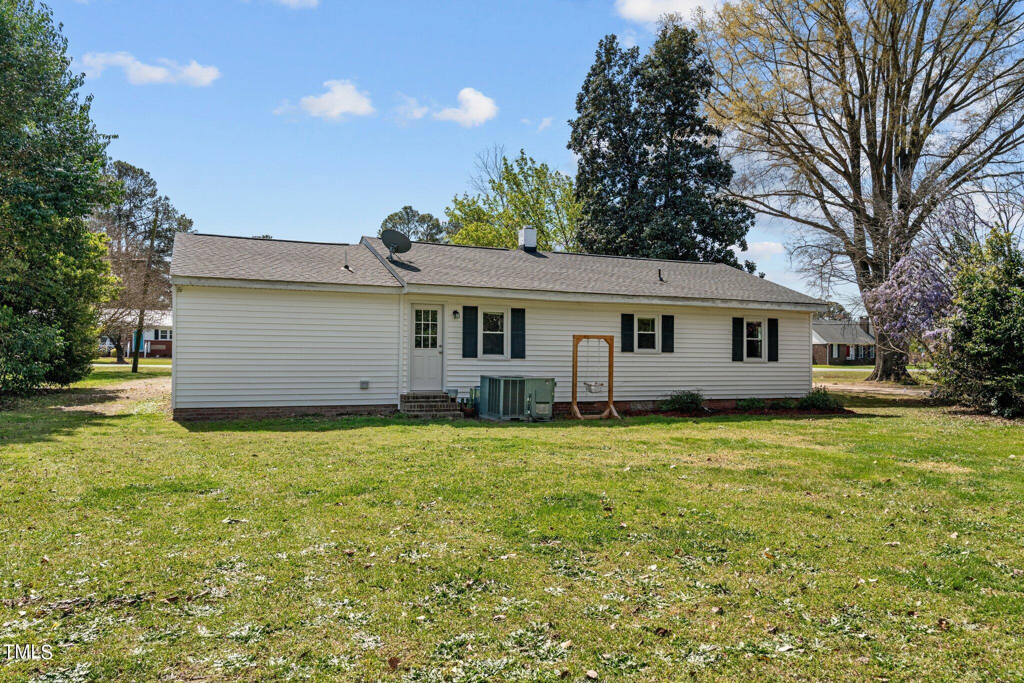 604 Old Post Road Erwin, NC 28339 - Photo 25 of 29 37-web-or-mls-DSC09365