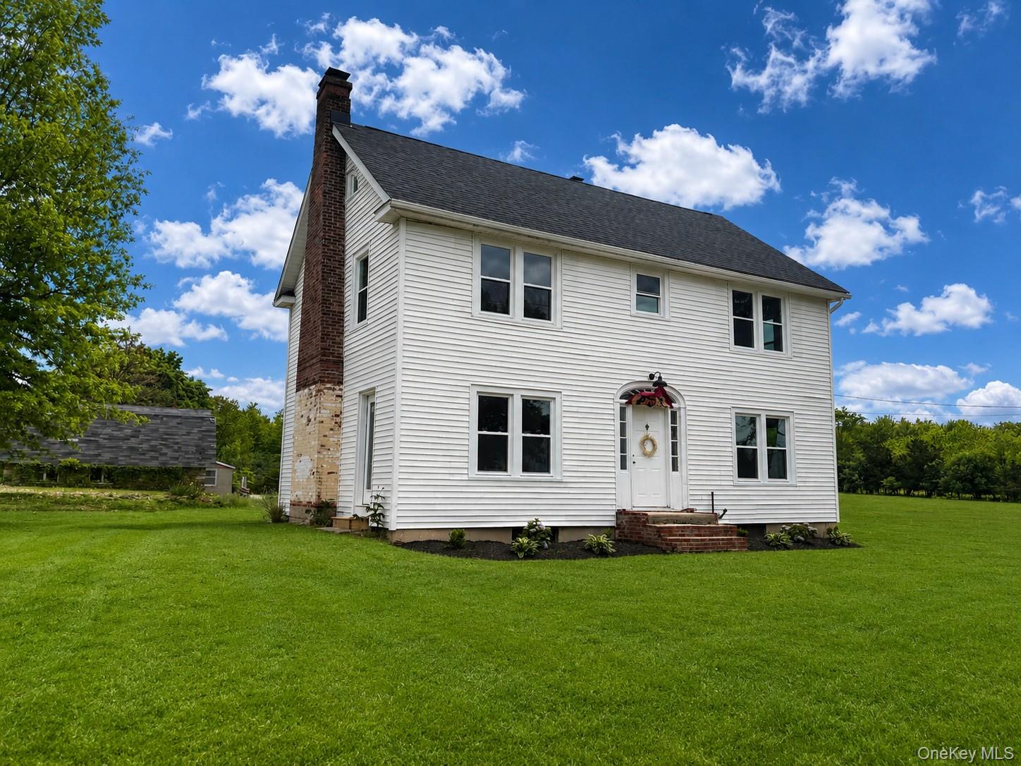 106 County Rte 93 New Hampton, NY 10958 - Photo 2 of 14