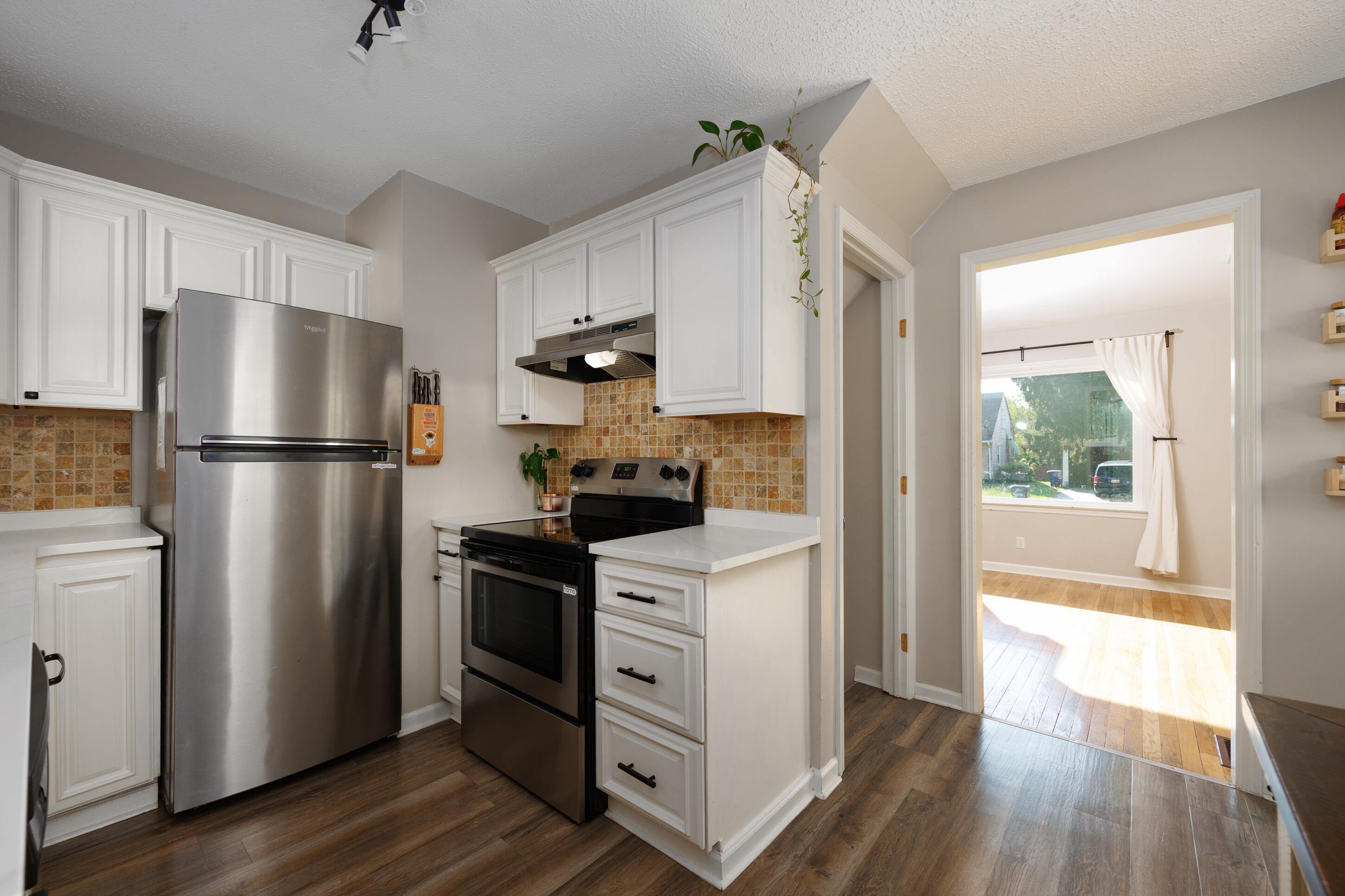 3034 Audubon Road Columbus, OH 43224 - Photo 8 of 34 Kitchen