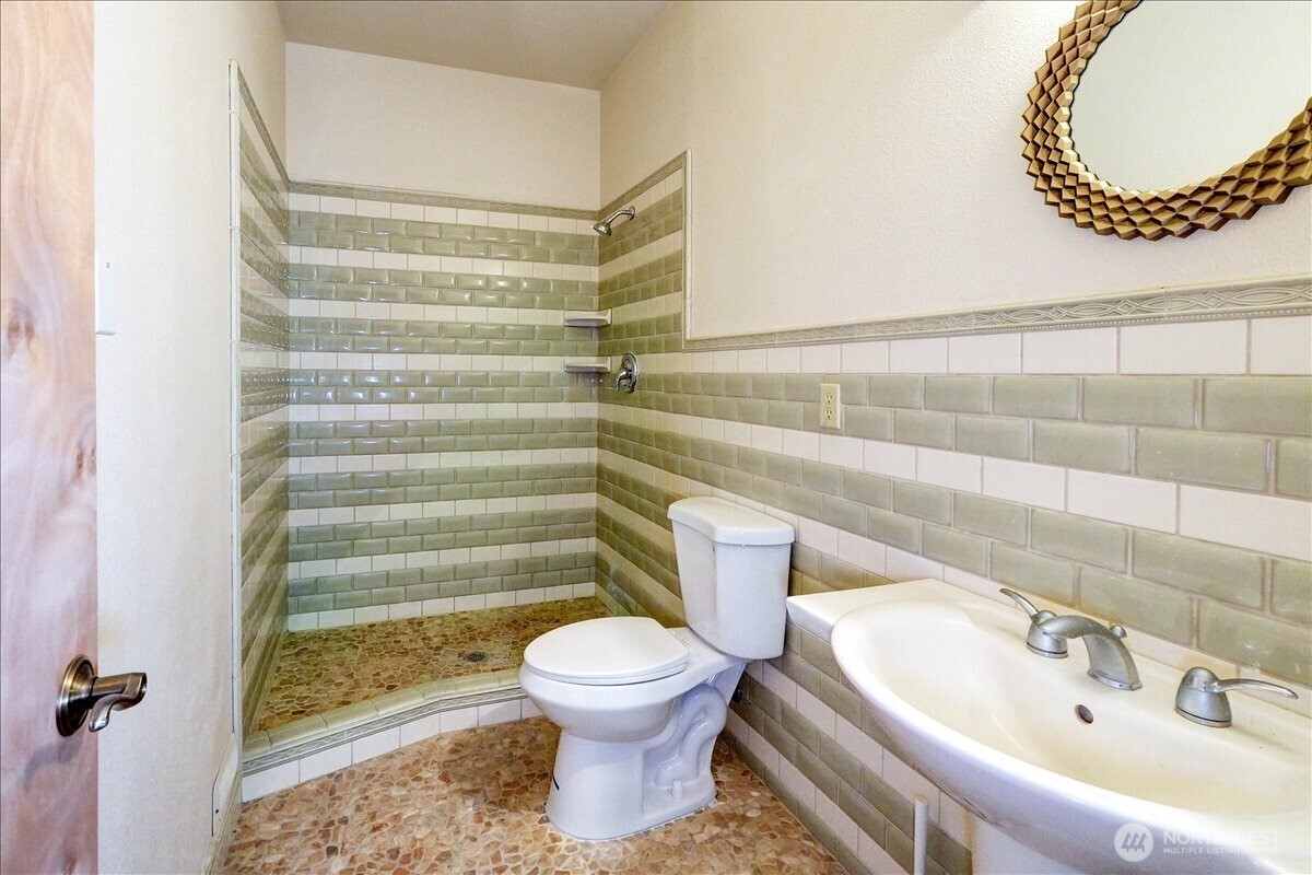 34404 24th Avenue East Roy, WA 98580 - Photo 31 of 40