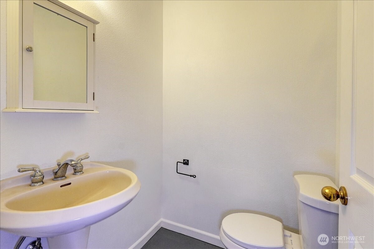 34404 24th Avenue East Roy, WA 98580 - Photo 34 of 40