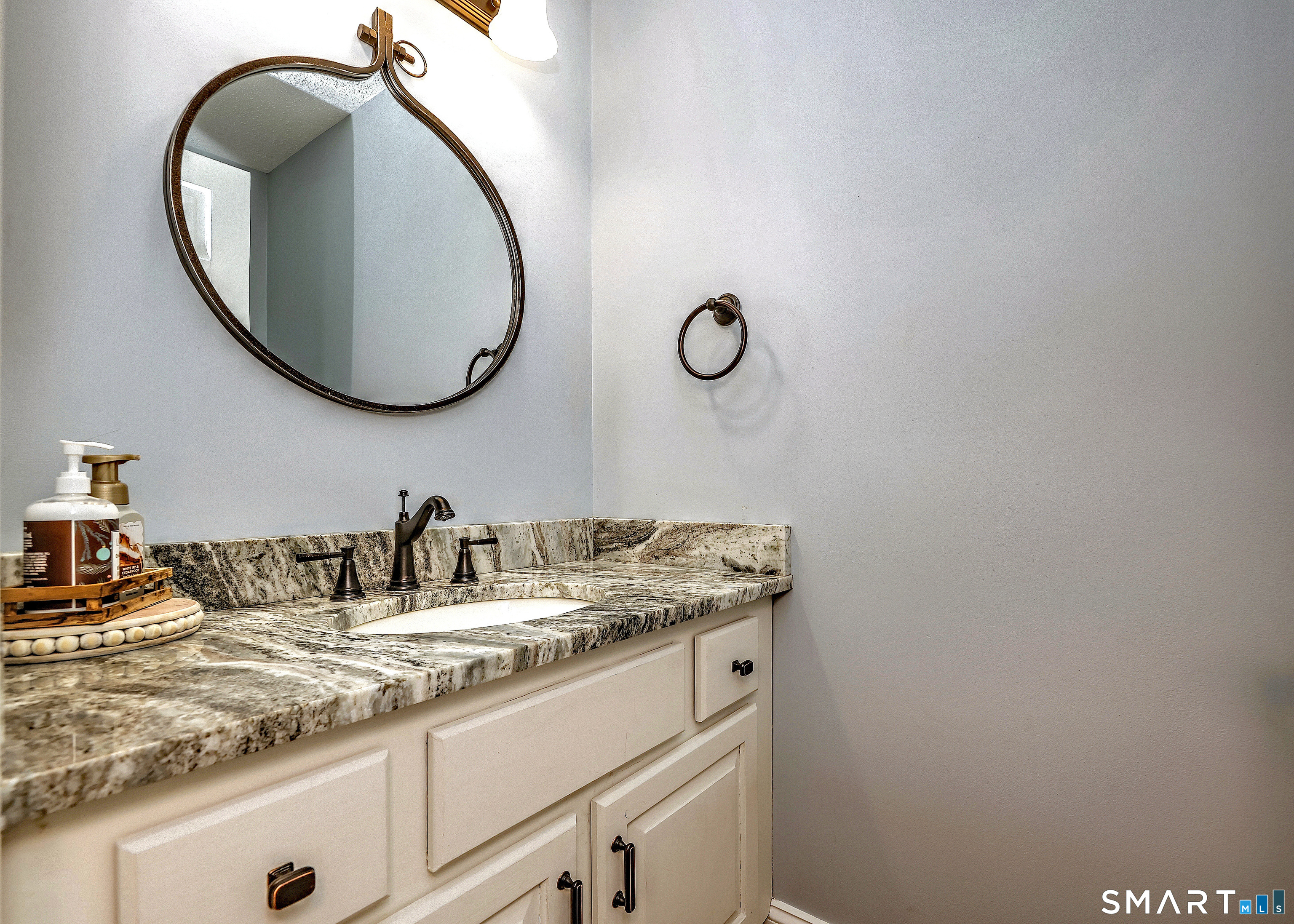 236 Maple Shade Road Middletown, CT 06457 - Photo 18 of 38