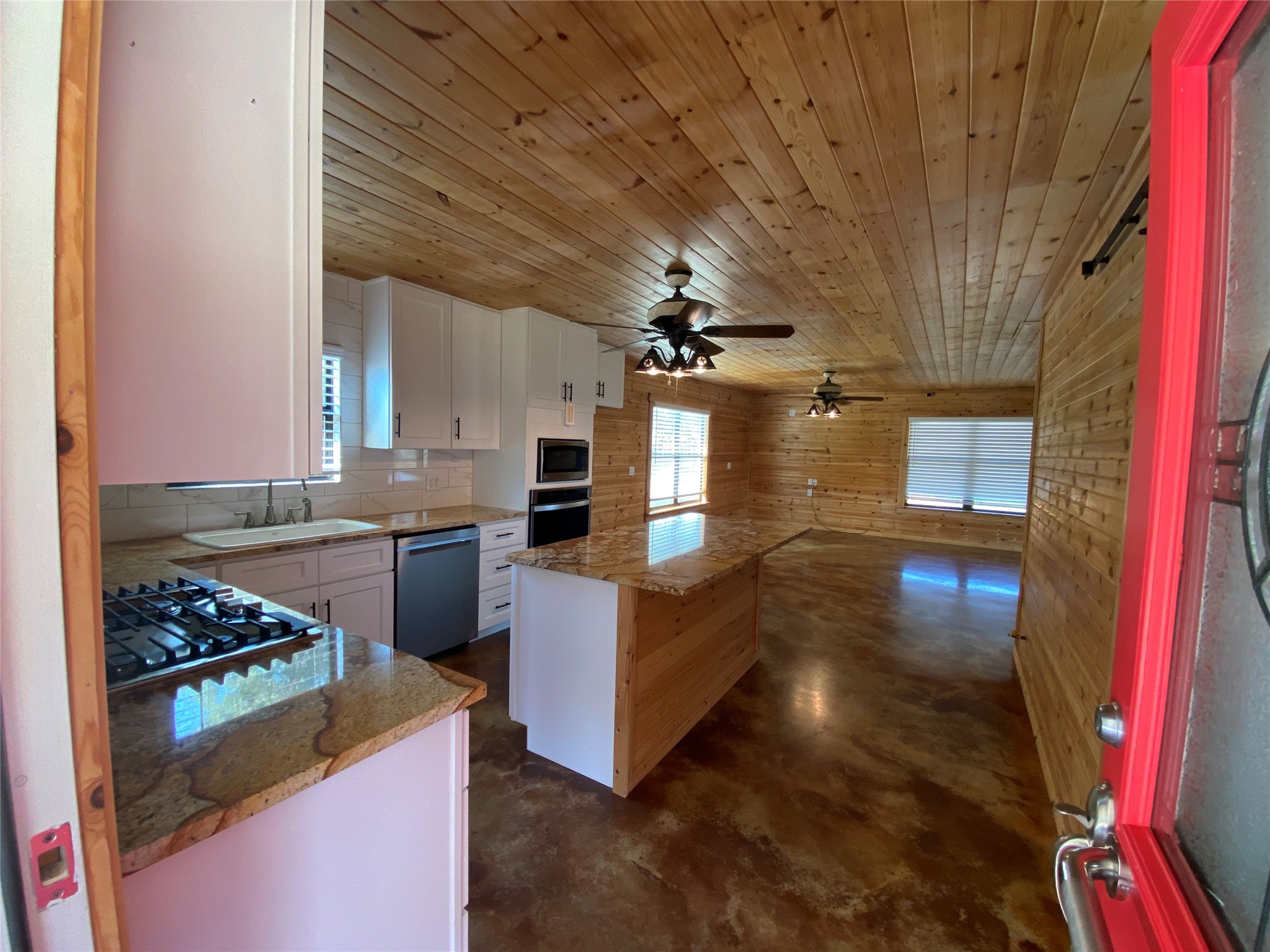 8712 County Road 417 Marquez, TX 77865 - Photo 17 of 47