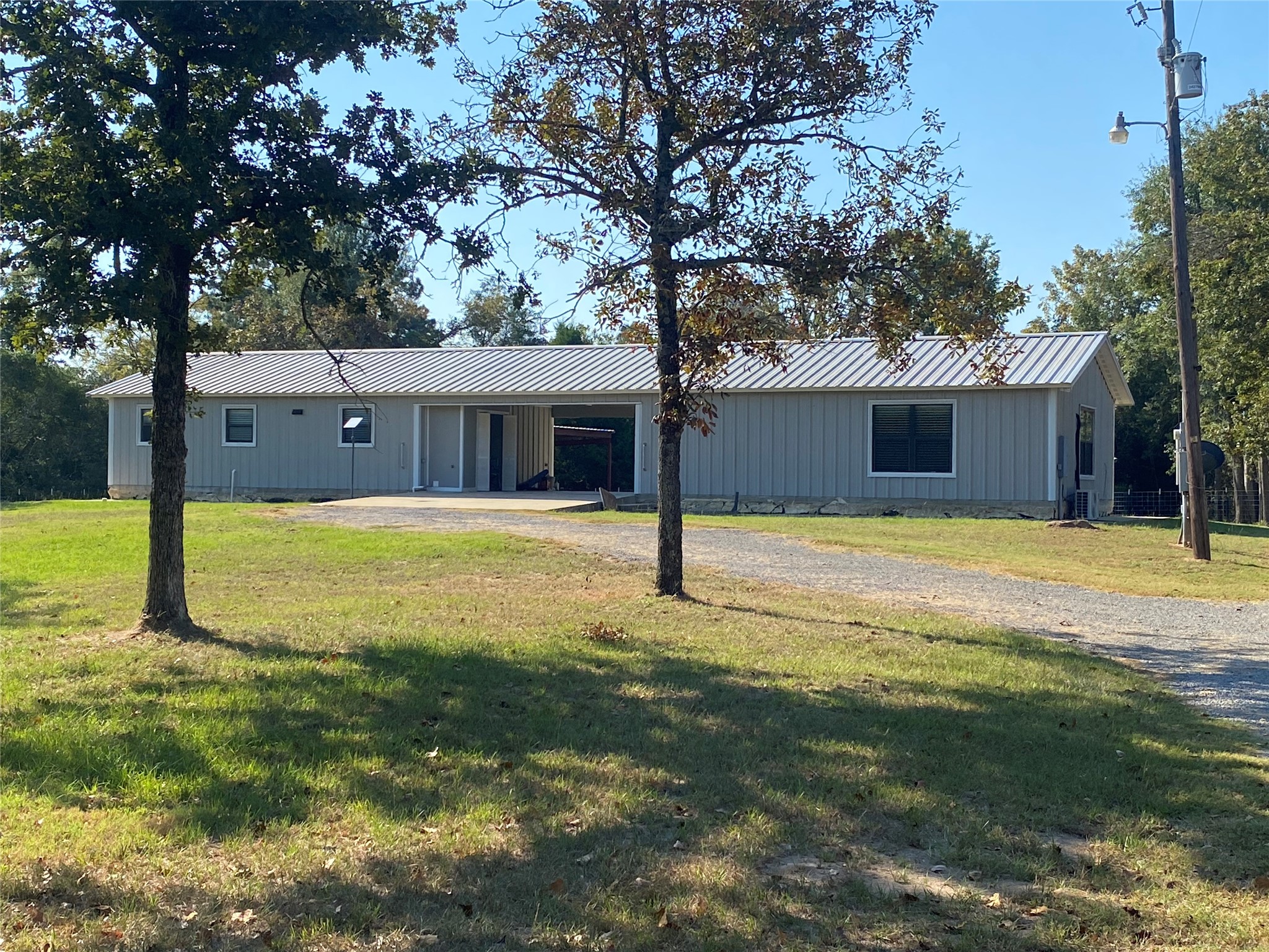 8712 County Road 417 Marquez, TX 77865 - Photo 7 of 47