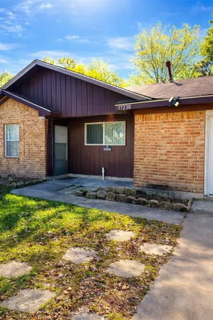 $1,500 | 17230 Blairwood Drive, Houston, TX 77049