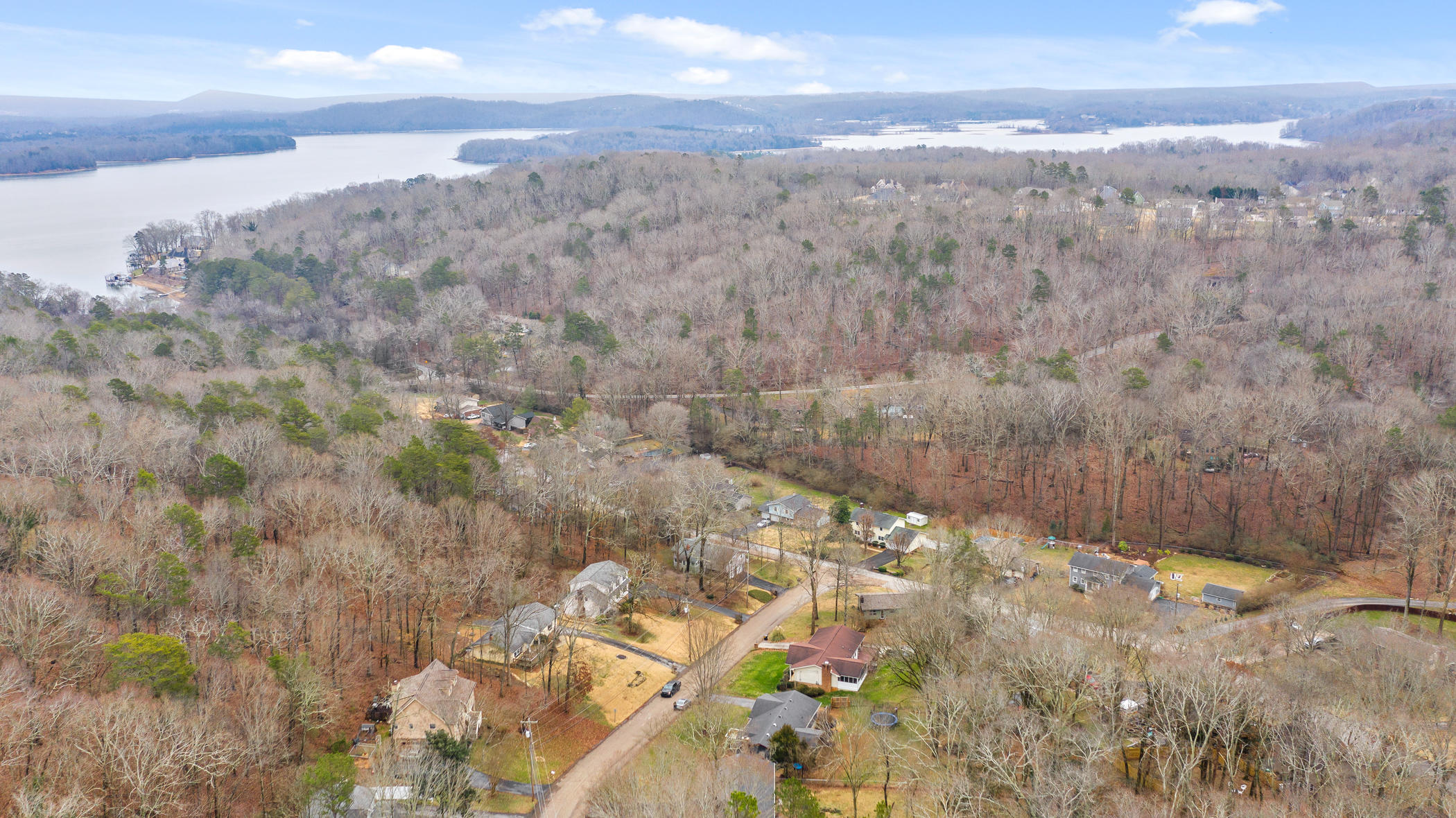 7609 Ridge Bay Drive Hixson, TN 37343 - Photo 4 of 42 7609 Ridge Bay