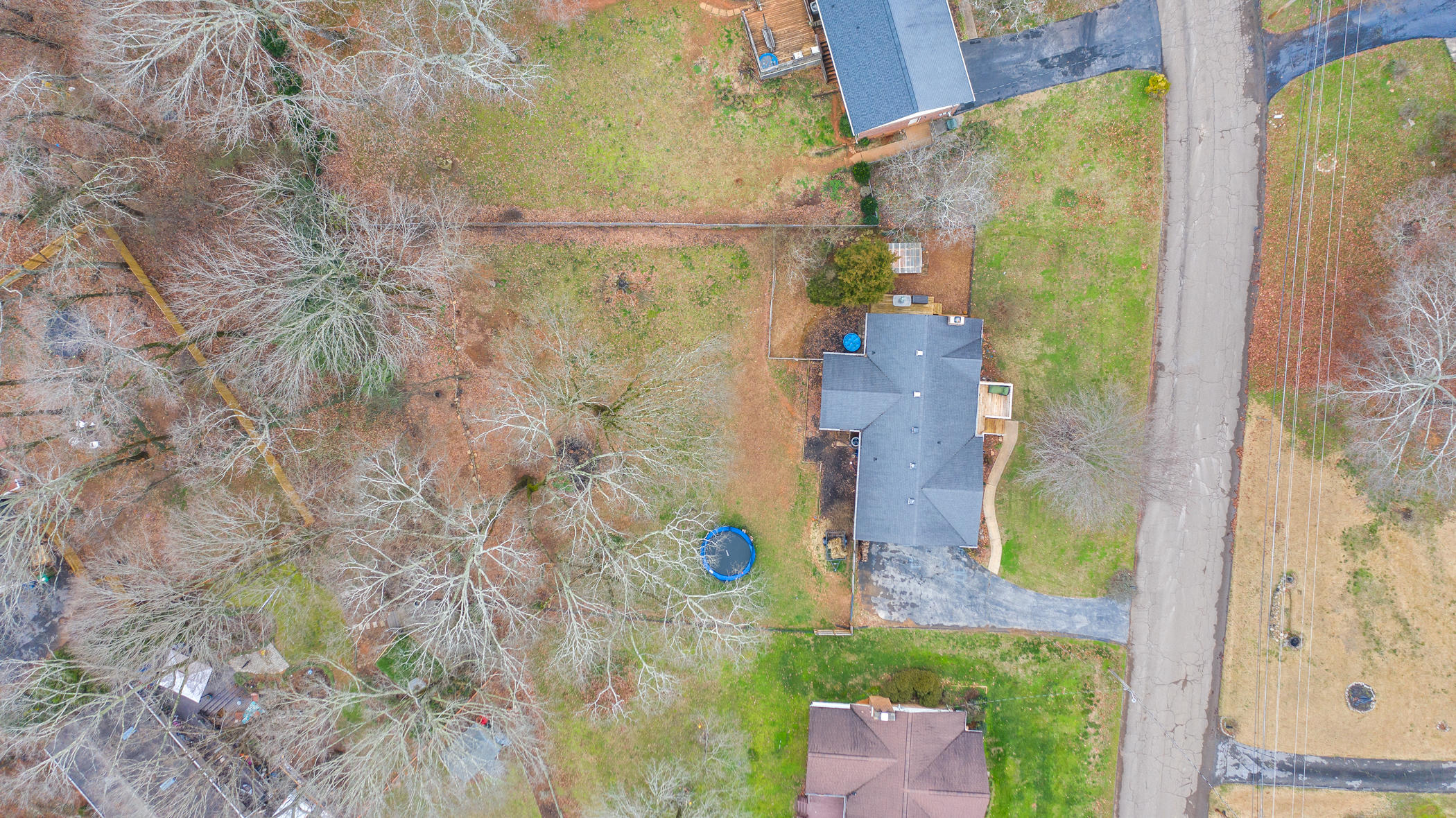 7609 Ridge Bay Drive Hixson, TN 37343 - Photo 7 of 42 7609 Ridge Bay