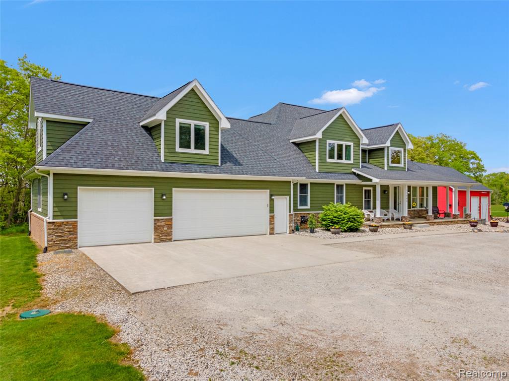 13085 Rohn Road Fenton, MI 48430 - Photo 2 of 52
