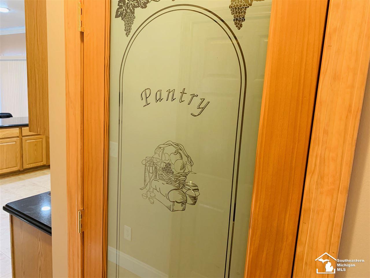 8242 Exeter Road Carleton, MI 48117 - Photo 9 of 40