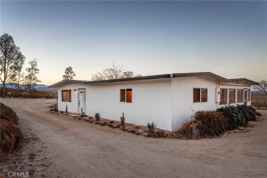 64380 Sullivan Road Joshua Tree, CA 92252 - Photo 34 of 52 Gallery Image 34