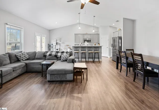 $298,000 | 333 Old Lowe Road, Spartanburg, SC 29303