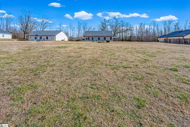 $298,000 | 333 Old Lowe Road, Spartanburg, SC 29303