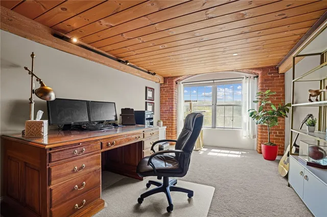 $2,600 | 1 Tupperware Drive, Unit 120, North Smithfield, RI 02896