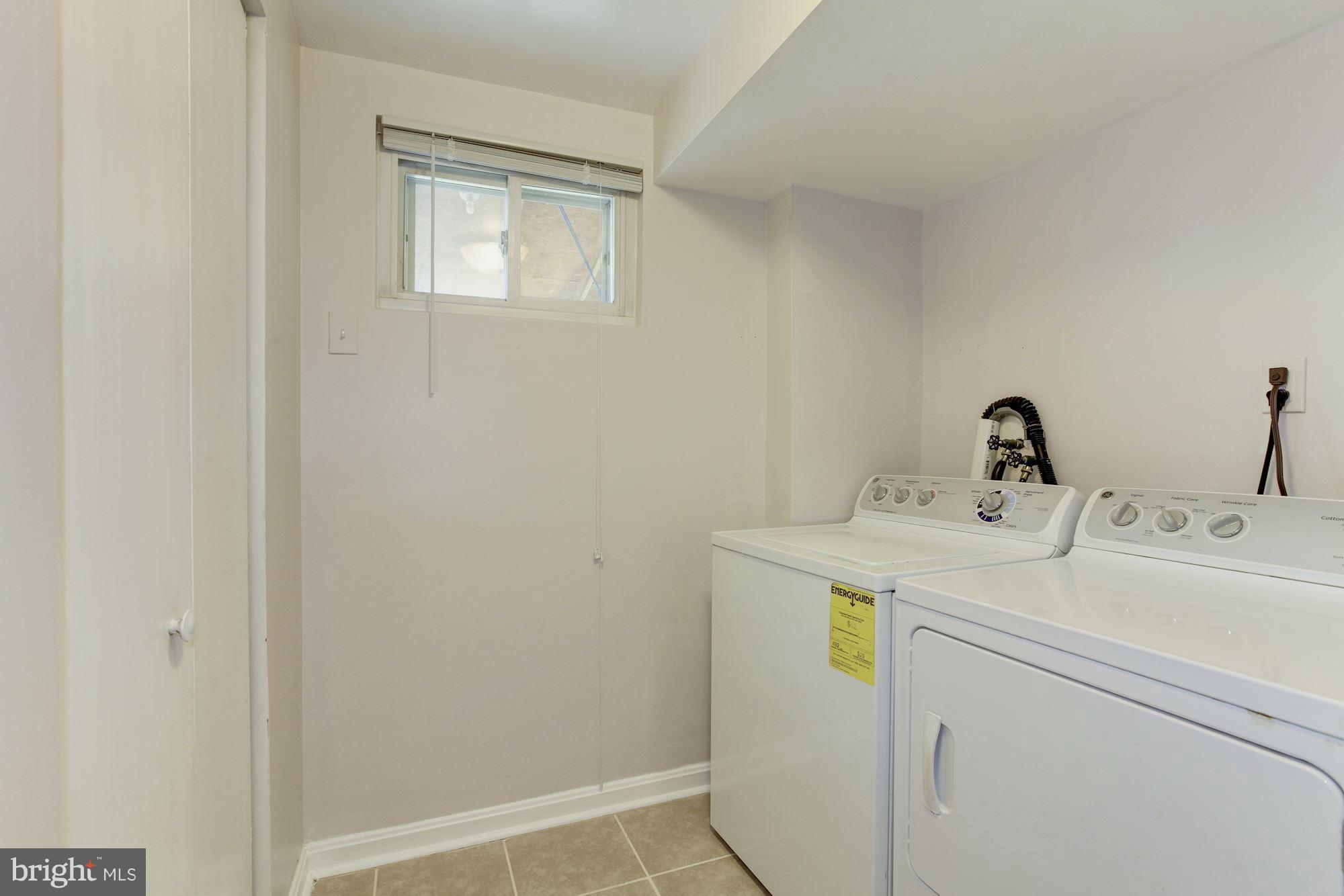 6103 Sargent Road Hyattsville, MD 20782 - Photo 18 of 30 interior (general)