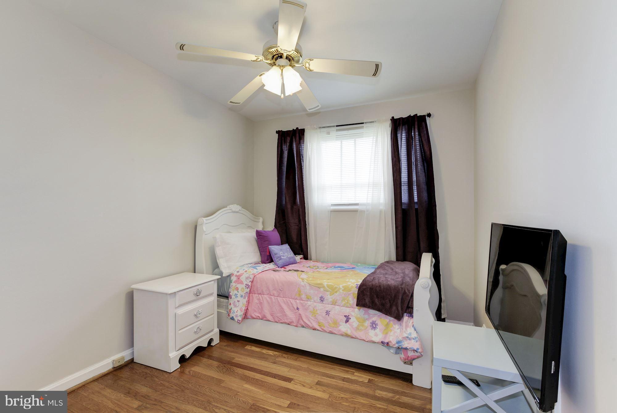 6103 Sargent Road Hyattsville, MD 20782 - Photo 9 of 30 bedroom