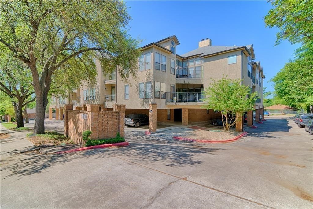 1910 Robbins Place, Unit 210 Austin, TX 78705 - Photo 1 of 13